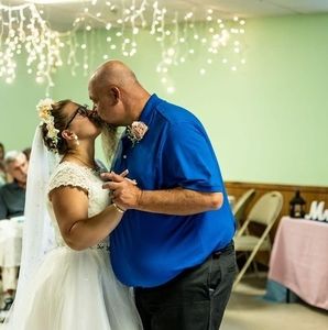 Meet your Posher, Joy